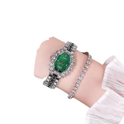 China 2022 Hot Wholesale Stopwatch Women's Fashion Rhinestone Bracelet Set Quartz Roman Women's Digital Watch for sale