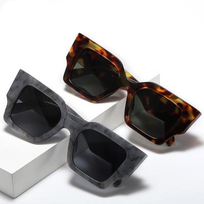 China Fashion Sunglasses 2022 Wholesale Vintage Oversized Square Sunglasses For New Women Fashion Brand Sun Glass Female Sexy Gradient Shades for sale