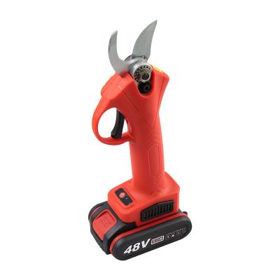 China Anti-Slip Cordless Easy Handle 0.9kg Lithium Battery Powered Electric Shears For Trimming for sale