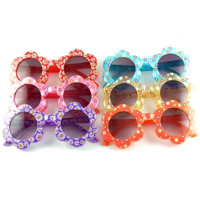 China Fashion Sunglasses 2021 Classic Pastoral Outdoor Sunflower Kids Baby Sunglasses New Style Flower Girls Baby Shades UV400 Sunglasses for sale