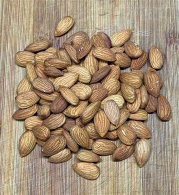 China Dried quality 100% raw almond nuts, sweet almond and almond kernel for sale for sale