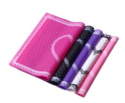 China Convenient Manicure Folding Silicone Dish Mat Nail Hand Pillow Cushion Washable Tools for sale