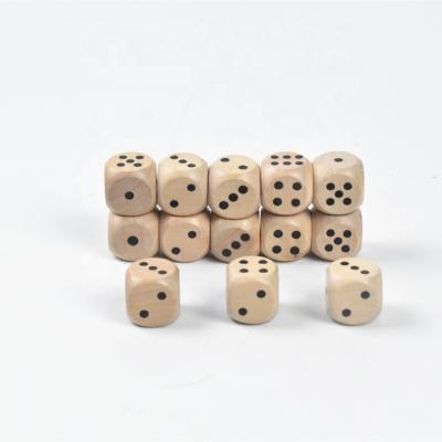 China Woodiness 20mm Wooden Dots Small Dots Solid Wood Carve Children's Table Games Toys Round Dies for sale