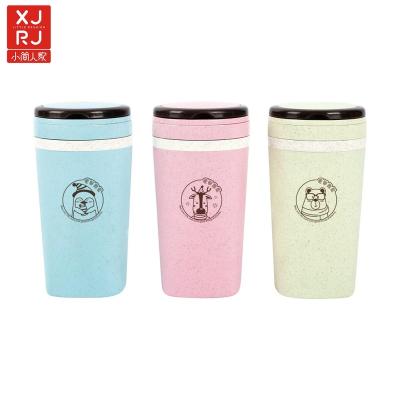 China Custom Logo Custom Leak Proof Eco-Friendly Wheat Fiber Plastic Water Bottle With Handle Plastic Water Bottles for sale