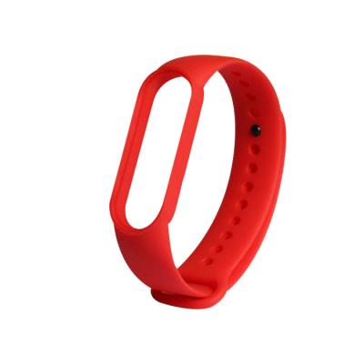 China Soft Sport Silicone Band For Xiaomi MI Band 5/6 Sport Watch Strap Wristband For MI 5/6 Cheap Price for sale