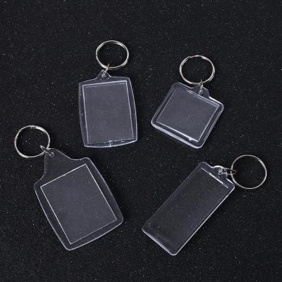 China 2021 wholesales plastic cheap acrylic charm no key chain acrylic key chain customized minimum acrylic blank photo for sale