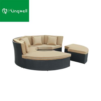 China Modern Outdoor Pool Rattan Circle Daybed Set With Cushion And Table for sale