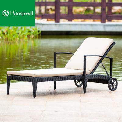 China Modern Hot Selling Portable Lounge With Wheels Used Outdoor Pool Furniture for sale