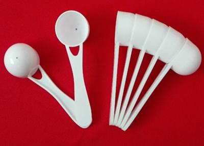 China 5g measuring spoon for salt, milk power in white color 9 ml for sale