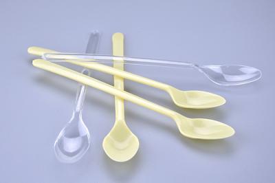 China 18.5 cm Long Handle disposable Plastic party Spoons 7'' in clear or beige color for sale