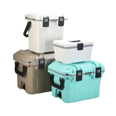 China Reasonable price china waterproof wholesale ice cooler box 70L increasing box camper strong and durable keep ice chest cool with custom logo for sale