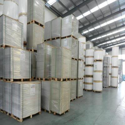 China Coated Duplex Board Paper With Grey And White Back For Different Shapes for sale