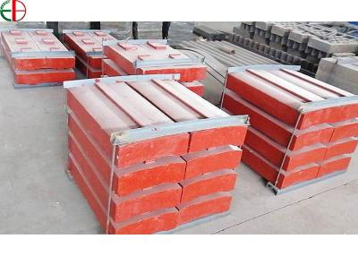 China KmTBCr12 HRC63 High Chrome Stone Crusher Jaw Plate fine casting for sale