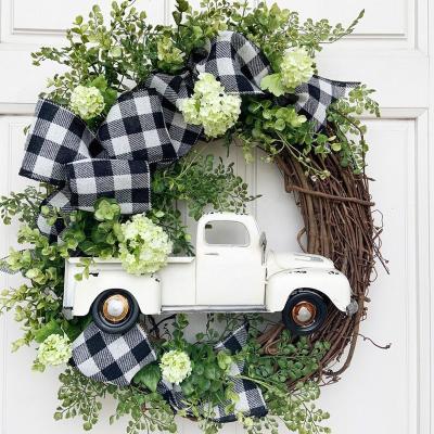 China Christmas Wreath Front Door Decor Round Door New Style Hanging Christmas Wreath Decor L145 Farmhouse Wreath Truck Summer Home Decor for sale