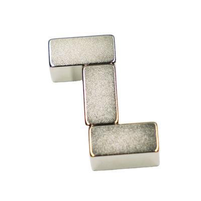 China Industrial Magnet Magnets Neodymium Block N35 40x20x20 Block Neodymium Magnet for sale