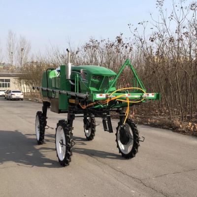 China Building Material Stores Agricultural Tractor Self Propelled Pesticide Sprayer Machine For Rice Field for sale