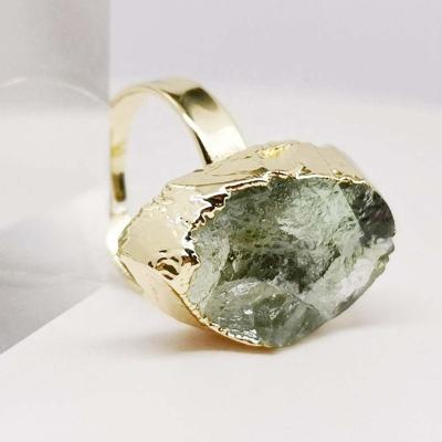 China FASHIONABLE Irregular Natural Decorative Vintage Open Adjustable Gold Plated Rings Cut Green Crystal Handmade Wired Fluorite Stone for sale