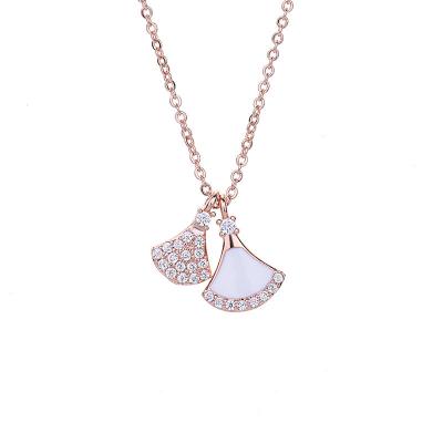 China 2022 Designer Fashion Fine Copper Trendy Jewelry Findings Platinum Plated Zircon Trendy Women Double Double Charm Pendent Necklace for sale