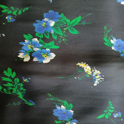 China Factory Wholesale Cheap QUICK DRY Flower Styles Digital Printed Viscous Fabric for sale