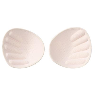 China Hollow New Accessory Breast Push up Bra Sweat-Absorbent Breathable Inner Cushion Sterilization Anti-Mite Breathable Latex Brassiere Pad for sale