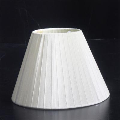 China Modern Simple White Fabric Lampshade Handmade Pleated Lampshade Hotel Restaurant Indoor Lampshade for sale