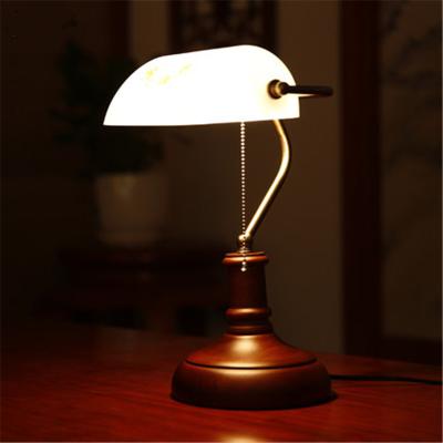 China Eco-friendly Green White Banker Oval Opalescent Glass Shade Table Desk Lights For Reading for sale