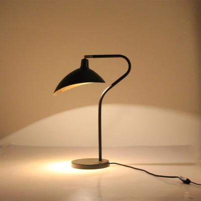 China Simply Modern Colorful Modern Metal Shade Desk Table Lamp Reading Lights for sale