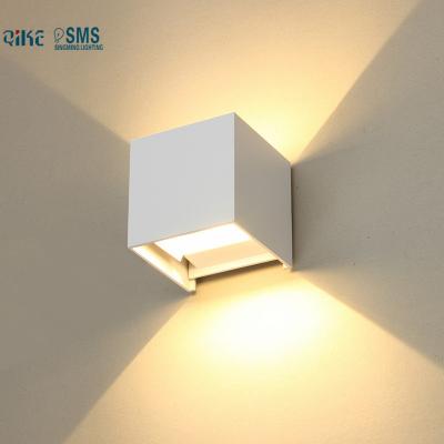 China IP65 Wall Lighting Up and Down LED Wall Light, 6W Outdoor Waterproof Wall Light for sale