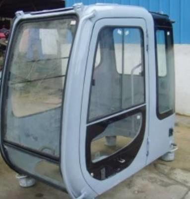 China OEM Hitachi ZX200-5 Excavator Cab/Cabin Operator Cab and Spare Parts Excavator Glass for sale