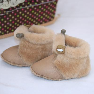 China Newborn Infant Walker Sock Baby Walking Shoes Leather Winter Massage Pre Shoes for sale