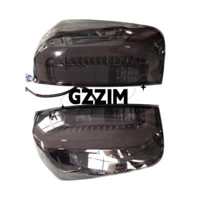 Cina Lumiera posteriore a LED per auto Nissan NP300 2015-2022 in vendita