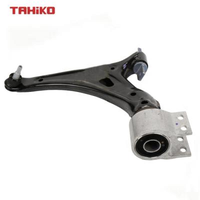 China Auto Suspension Parts Front Left Lower Control Arm Car Suspension Parts For Cadillac 2017-2019 XT5 84263005 84722073 for sale