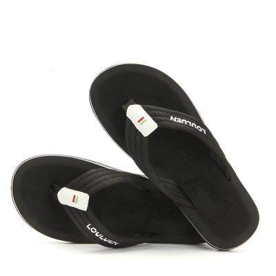 China CUSHIONING Men's Thick-soled Outdoor Sandals Summer Season Flip Flops Beach Slippers Casual Fashion New Flip Flops Men for sale