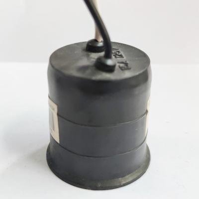 China Plastic Waterproof E27 E27 Bakelite Lamp Holder Bulb Holders Holder With Wire for sale