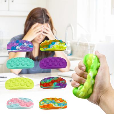 China Hot Sale 3D Effort Noise Ball Moving Person Balls Stir Toy Silicone Mouse Shaped Popping Push Bubble Moving Person Ball 11.5*6*2cm for sale