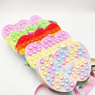 China 2022 New Valentine's Day Gift Sensory Stress Cross Anti - Body Rainbow Snap Bubble Bag Heart Shape Valentine Fidget Bag 19.5*13*3.5cm for sale