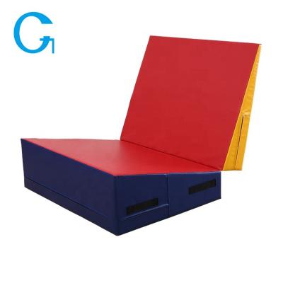 China Durable Gymnastics Mat Foldable Cheese Wedge Mat Tumbling Mat Tumbling Mat for sale