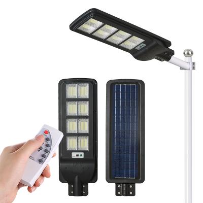 China Smart Power 800w High Brightness Multi Light Source Remote Control All In One Solar LED Street Light for sale