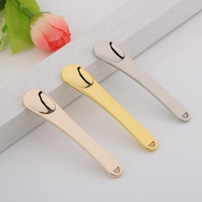 China Small Eye Cream Metal Spoon Eye Cream Face Scoop Stainless Steel Skin Care Products Packaging Tool Rod Scratching Scraping Spoon for sale