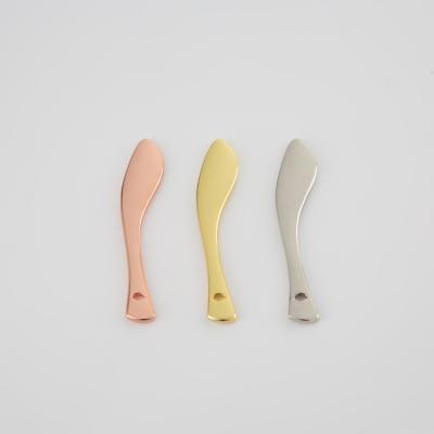 China High-grade Zinc Alloy Cream Spoon Face Eye Cream Mask Spoon Does Not Fade Gold Plated Stirring Pick Stick Spoon Small for sale