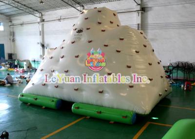 China Roca que sube del iceberg flotante inflable seguro/del agua inflable del ventilador en venta