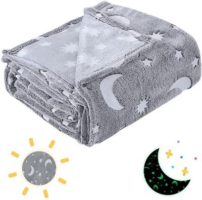 China Anti Dust Mite Coral Fleece Glow In The Magic Dark Luminous Blanket Kids Gifts for sale