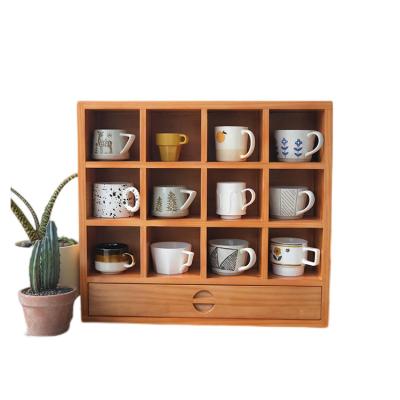 China Wooden Minimalist Unique Design Lattice Cup Holder Coffee Solid Wood Cup Holder for sale