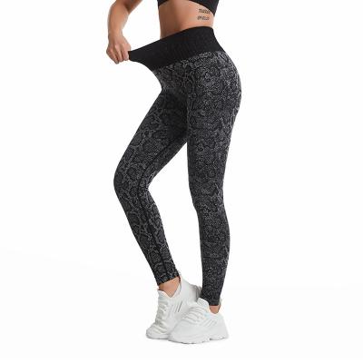 China New Breathable Fashionable Seamless Sexy Snake Skin Lift Custom Tight Women's Hip Fitness Yoga Pants for sale