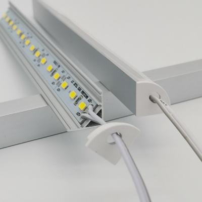 China Tipo 24V de aluminio de V debajo del estante LED que enciende 3000K 4000K 6500K en venta