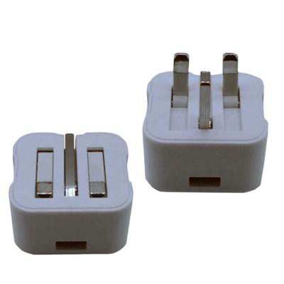 China Mobile Phone Folding AC Power Foldable Socket Travel USB 3 Pin UK Wall Adapter for sale