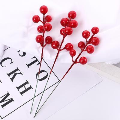 China Popular Wholesale DIY Artificial Berries Branch Red Berry Stem For Wedding Home Decorative Artificial Christmas Plants Garden Festival Decor for sale