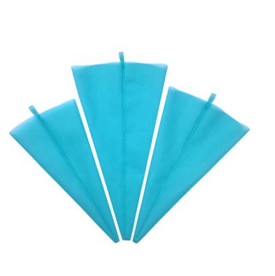 China Disposable Silicone Kitchen Accessories Icing Cream Bag Piping Bule Pastry DIY Cake Decorating Tips for sale