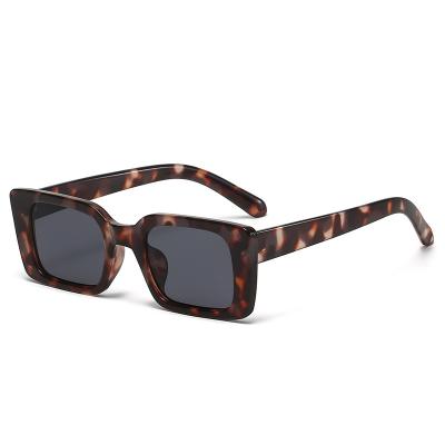 China High Quality Retro Fashion Leopard Shades UV400 Men Small Rectangle Popular Wholesale Sunglasses Women Stretching Square Sun Glasses for sale