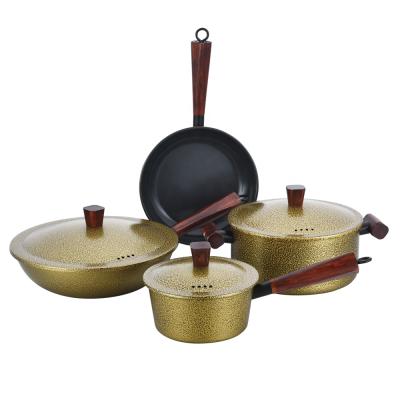 China Sustainable 7pcs home cookware set nonstick kitchenware gold color with wooden handle. for sale